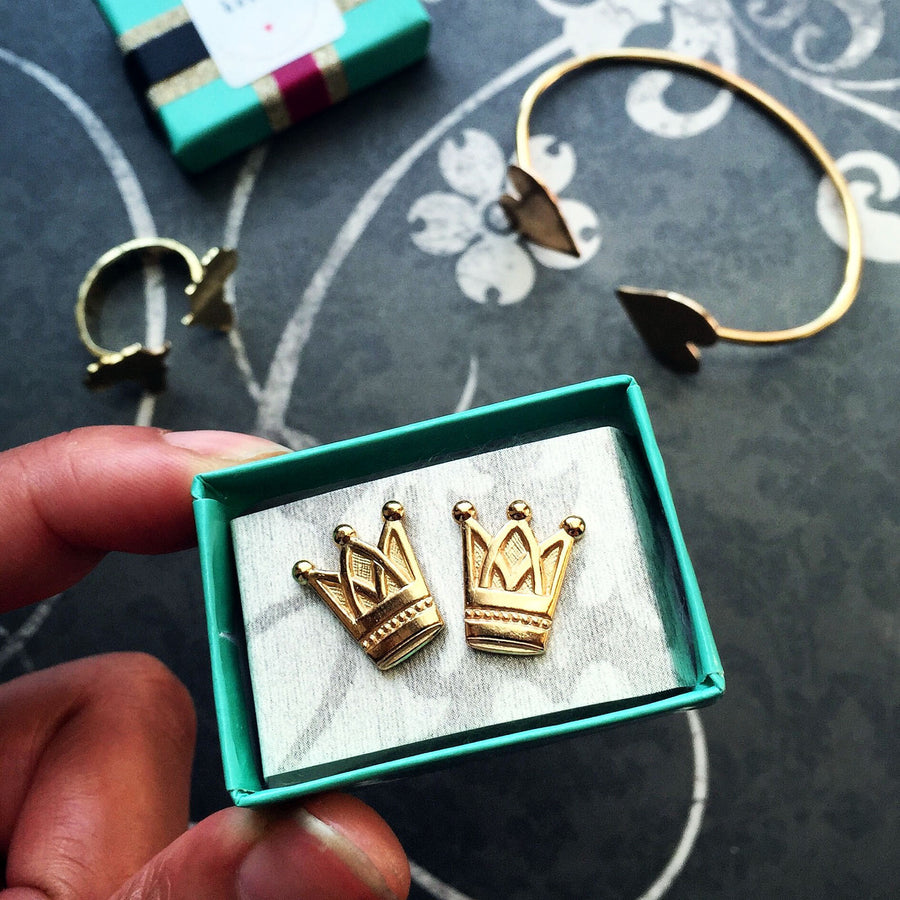 Crown Studs - Arimas